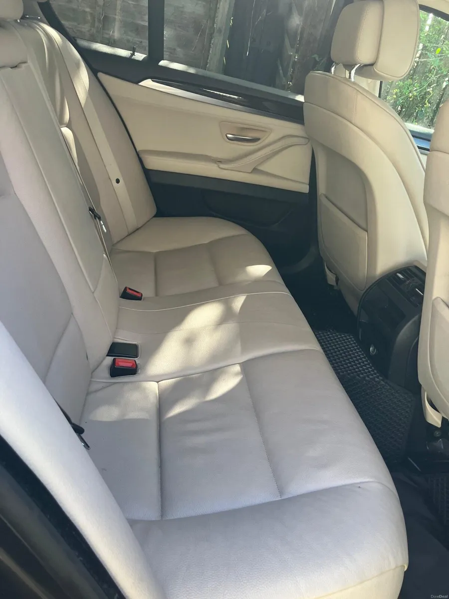 BMW 525 3L Diesel 2010 - Image 6