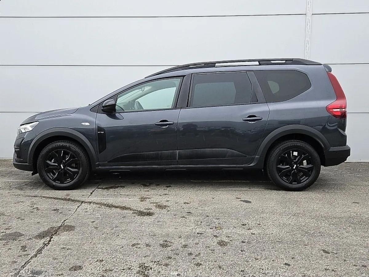 Dacia Jogger 1.0 L  Extreme 7 Seater - Image 5