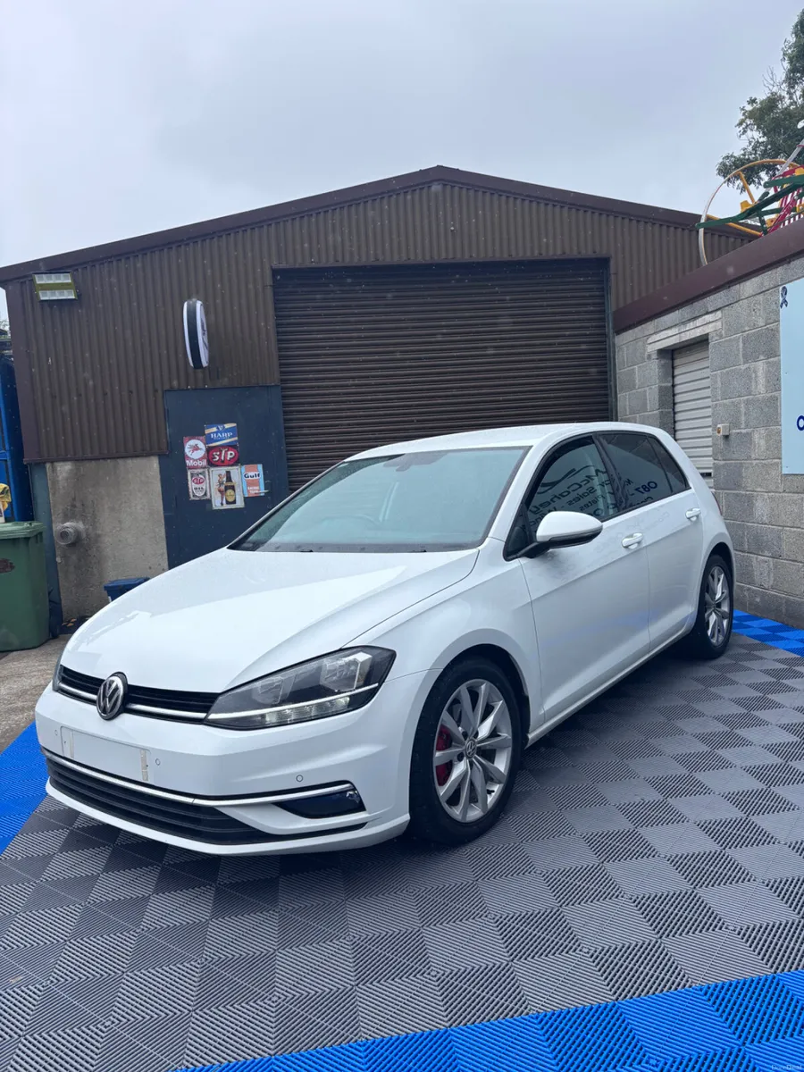 Volkswagen Golf 2018 Highline - Image 3