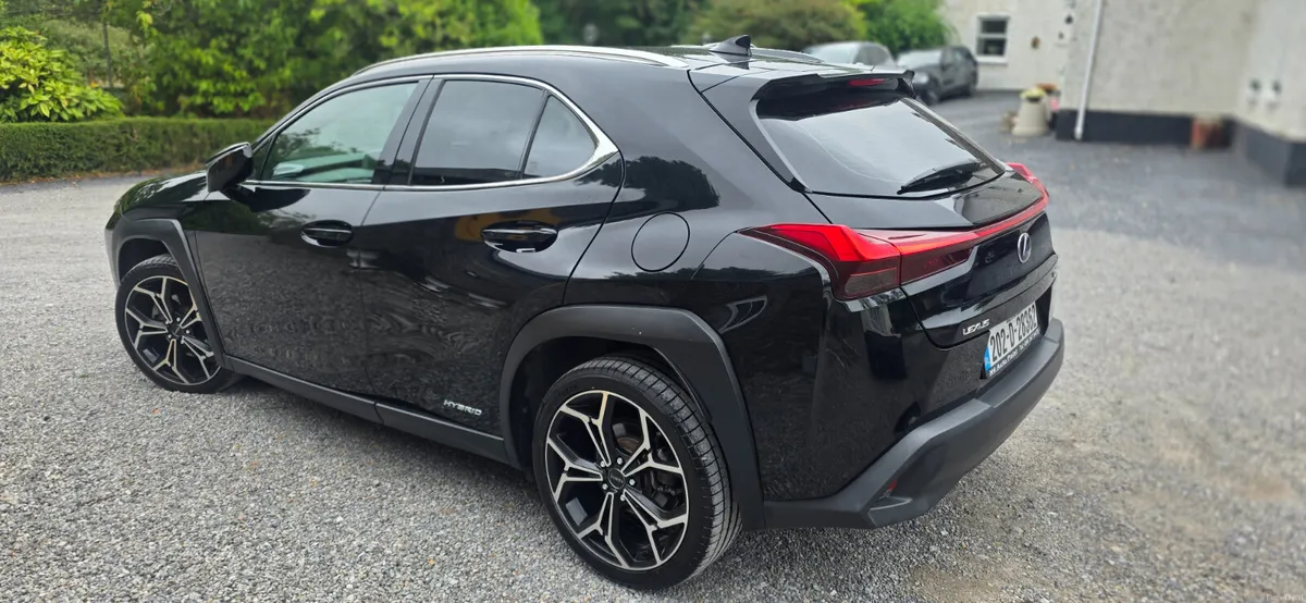 Lexus UX 250H .ONE YEAR TAX - Image 6