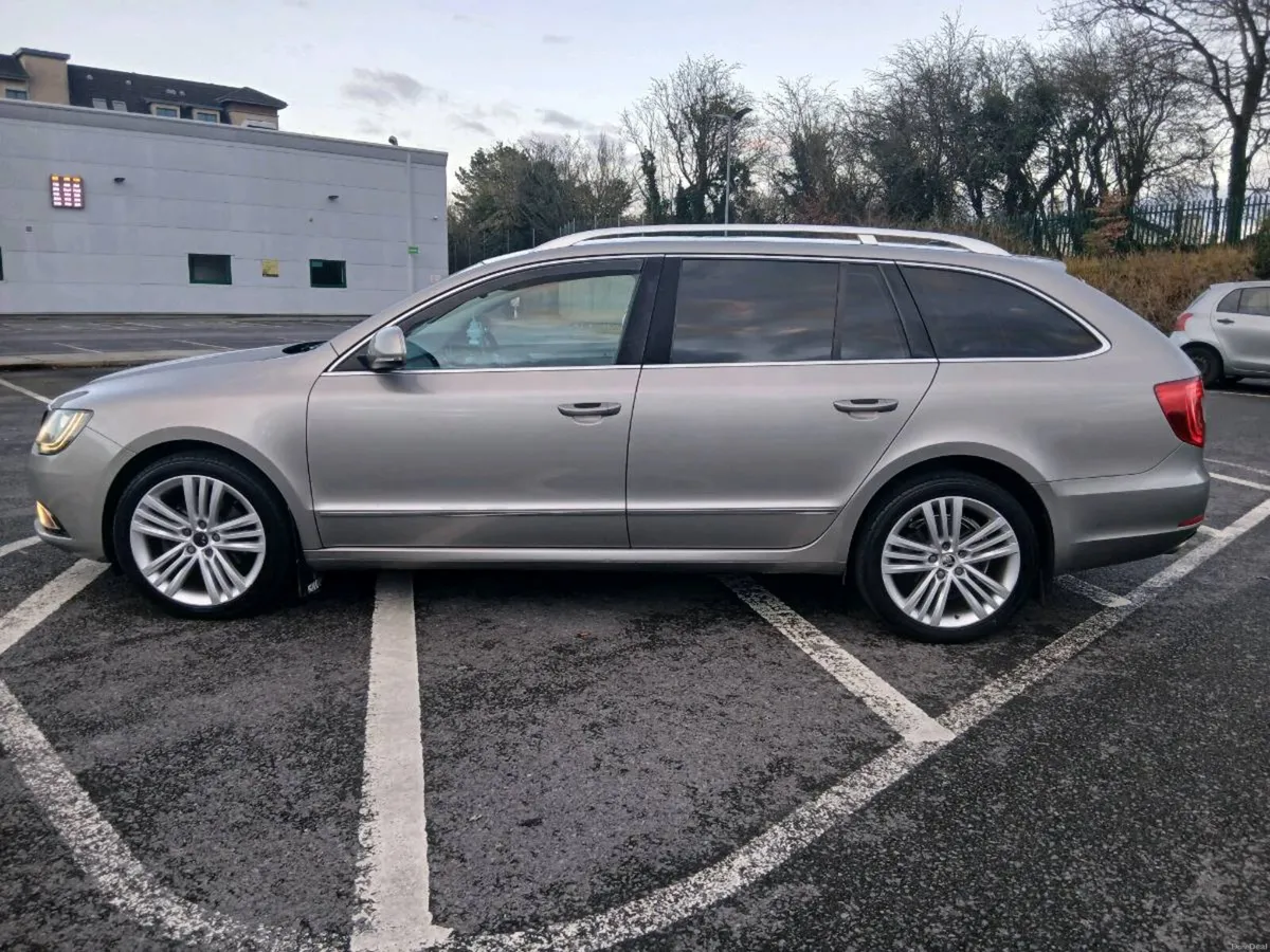SKODA SUPERB 2.0 tdi 170 - Image 6