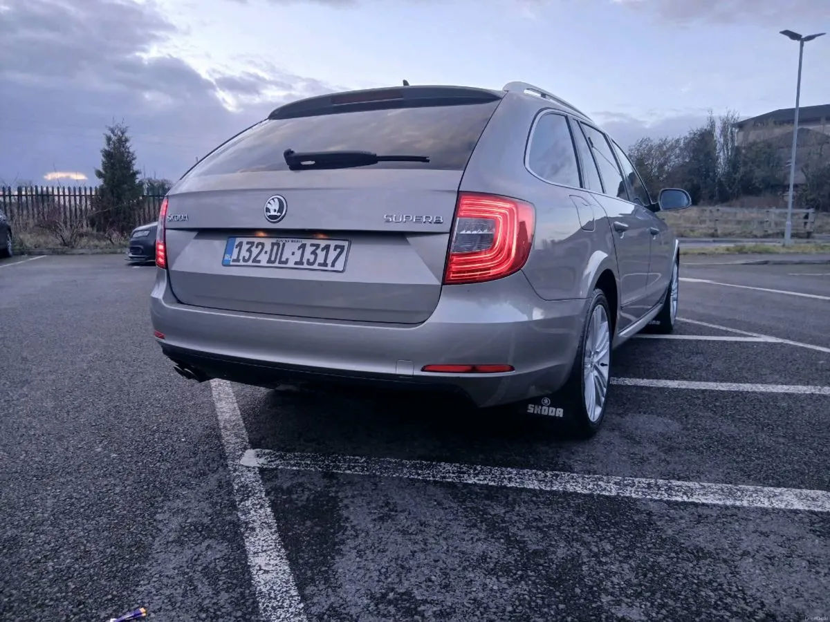 SKODA SUPERB 2.0 tdi 170 - Image 3