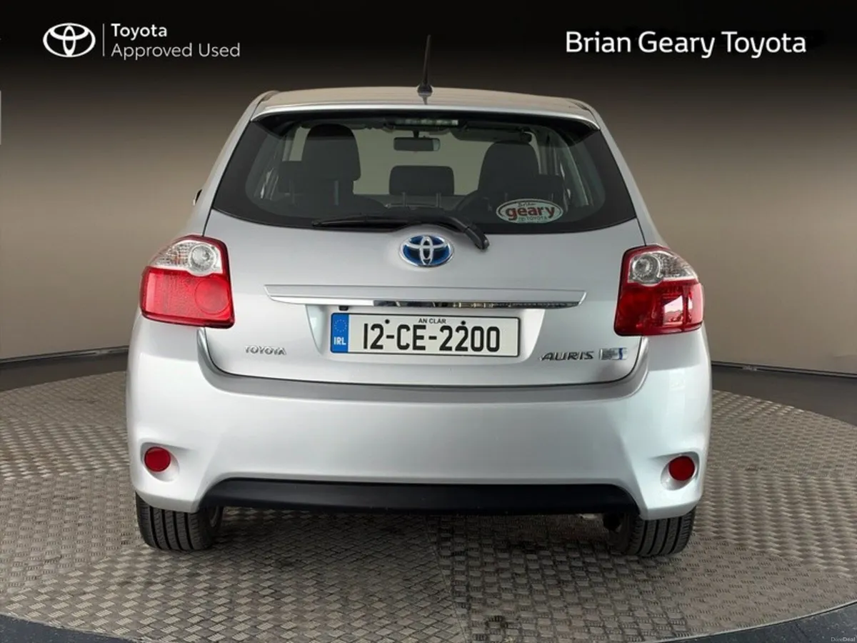 Toyota Auris 1.8 VVT-I HYBRID - Image 4