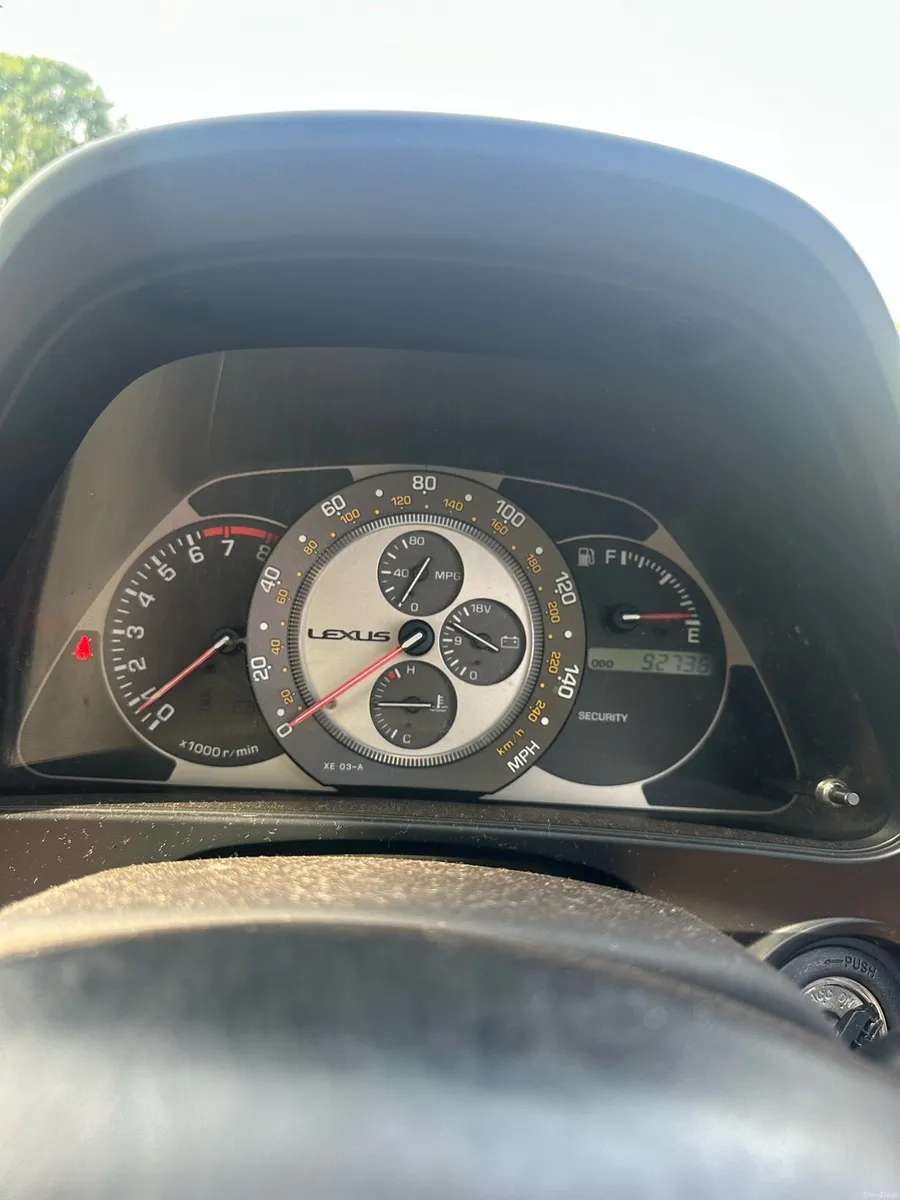Lexus is200 - Image 3