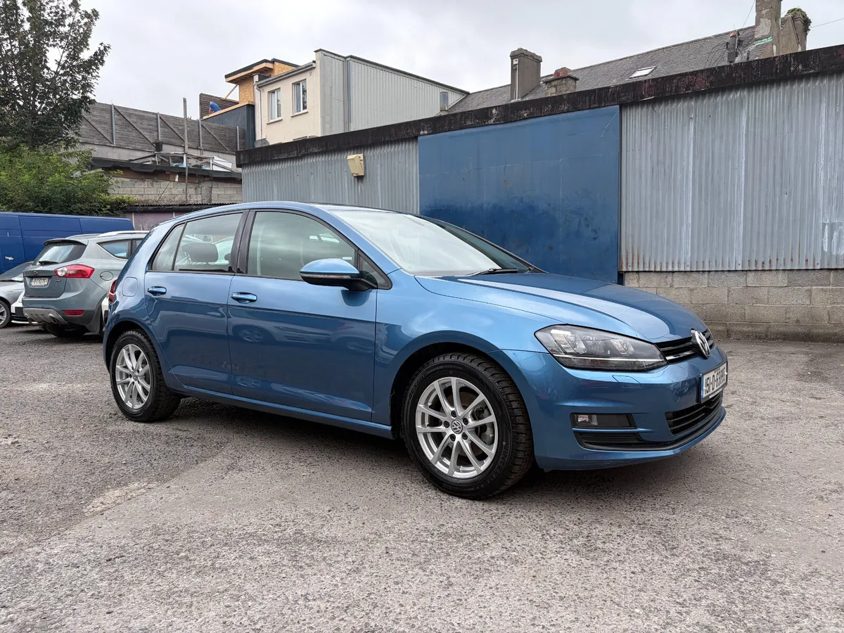 2105 VOLKSWAGEN GOLF, COMFORTLINE, AUTOMATIC - Image 1