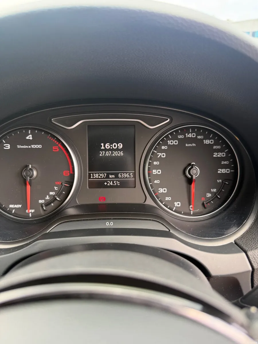 Audi A3 2016 - Image 2
