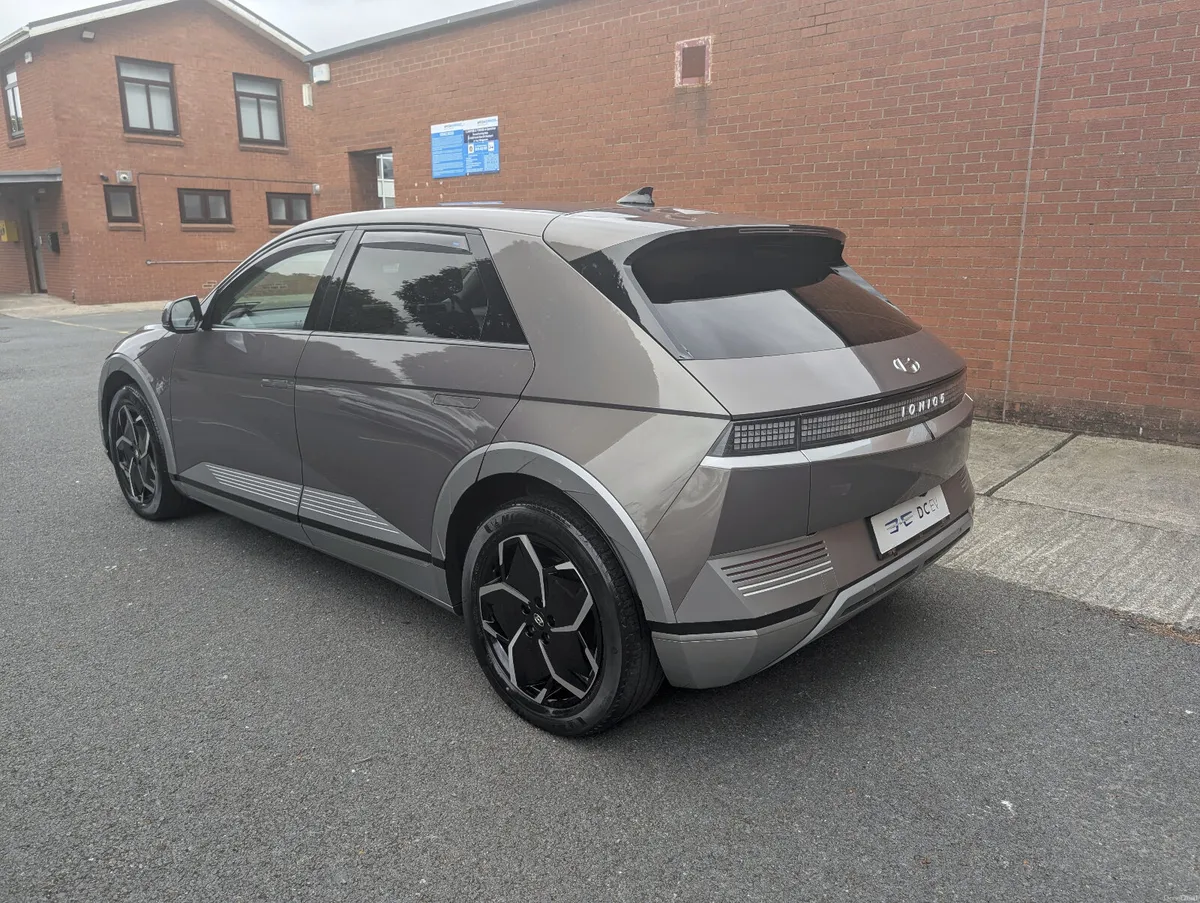 Hyundai IONIQ 5 PREMIUM 73kWh - Image 6