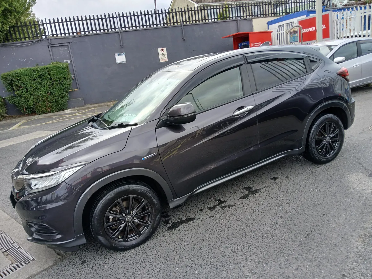 Honda Vezel 2020 low mileage tax and nct - Image 2
