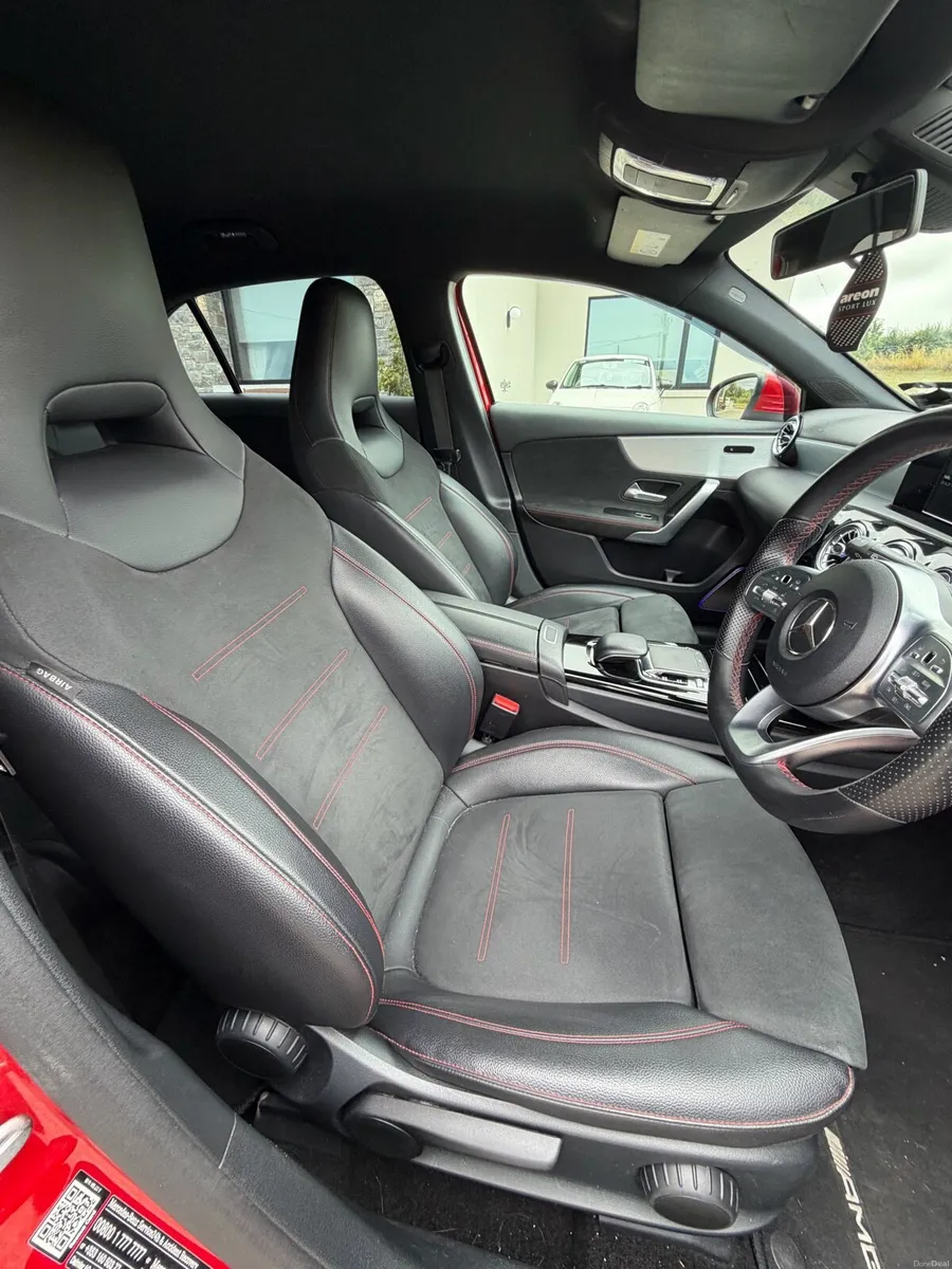 Mercedes Benz - Image 6