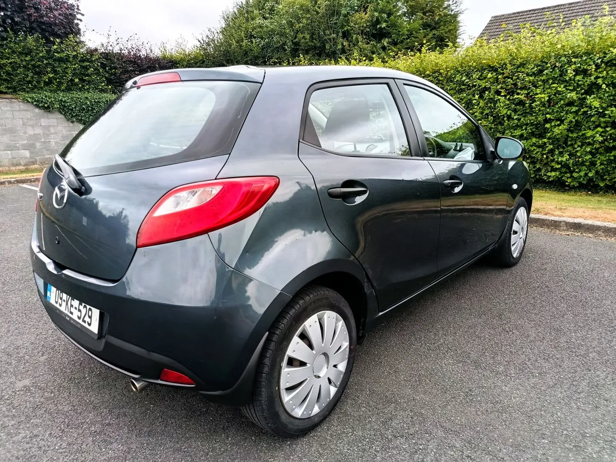 Priced to sell! Mazda 2 1.3 5 DR Comfort SE - Image 5
