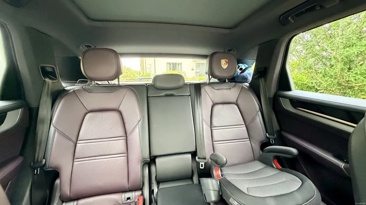 Porsche Cayenne 2024 - Image 6