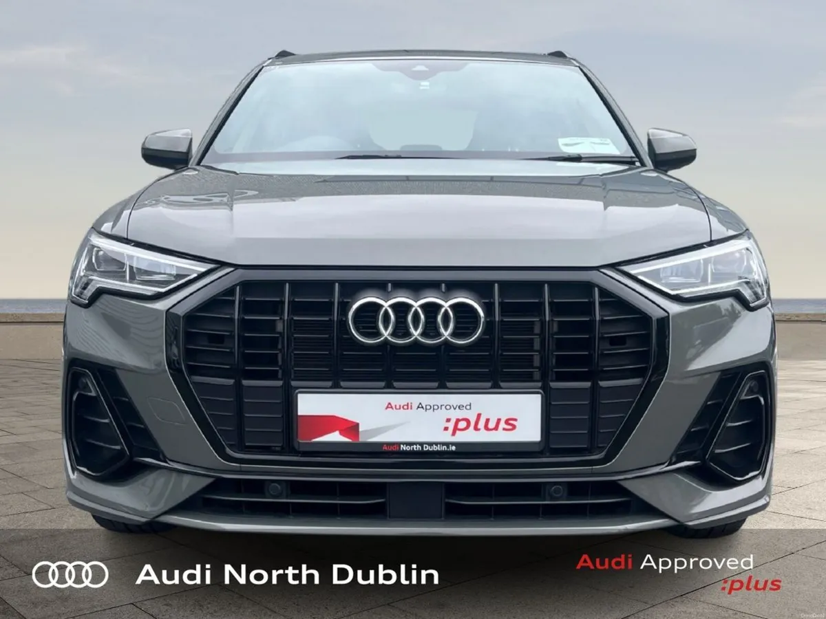 Audi Q3 45 TFSI E S Tronic S line - Image 2