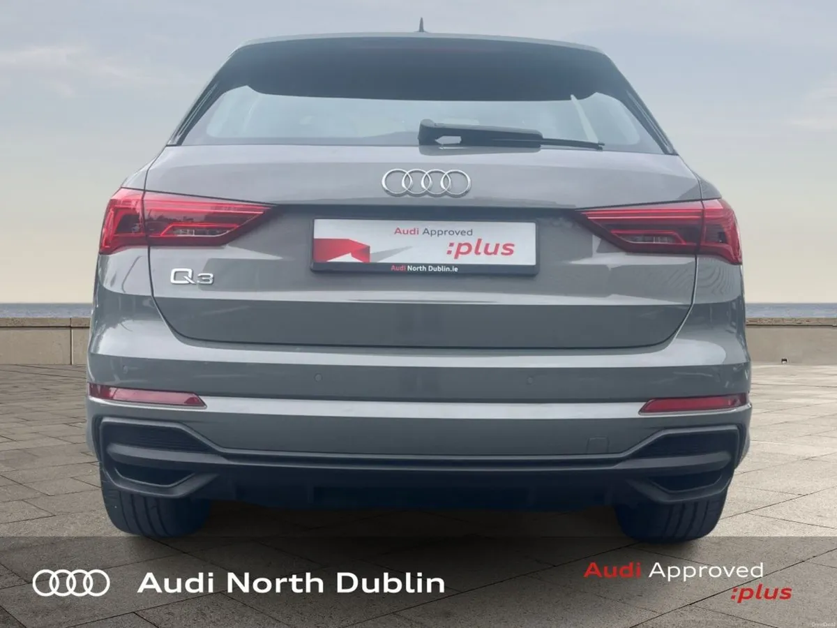 Audi Q3 45 TFSI E S Tronic S line - Image 6