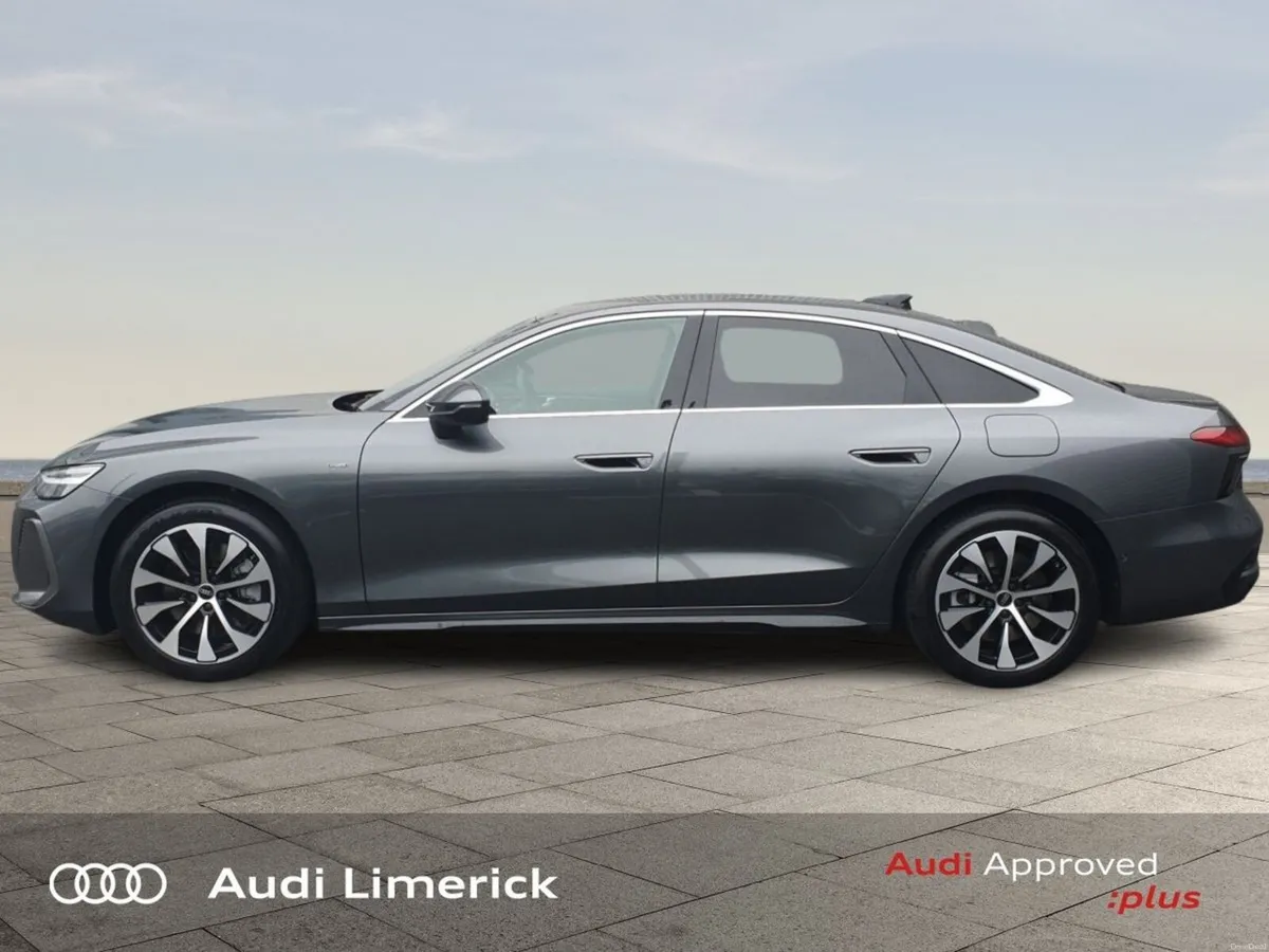 Audi A6 A6 S LINE TFSIE Q 220 kW ST from €232 per - Image 4