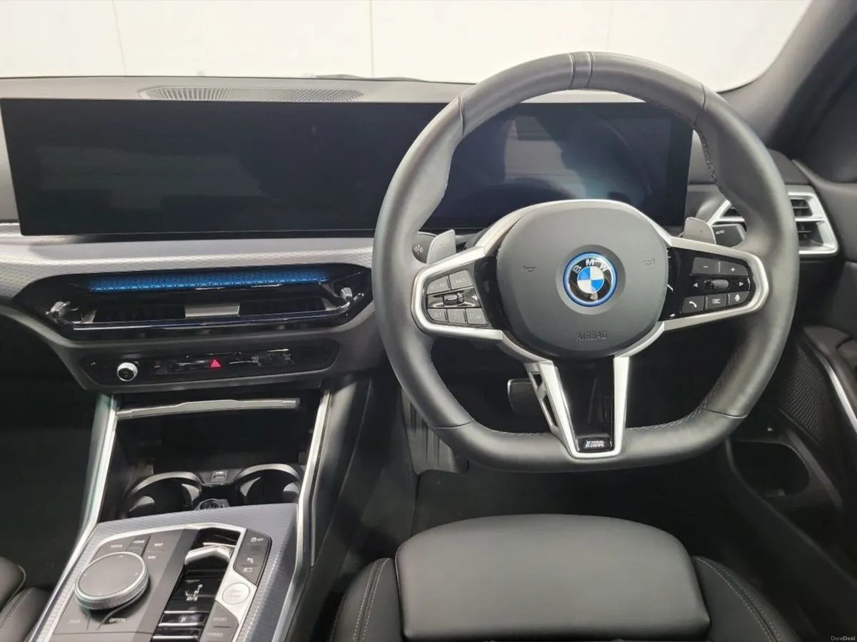 BMW 3-Series 330e M Sport - Image 5