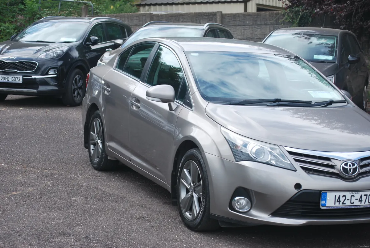 Toyota Avensis 2014 2.0 Aura - Image 3