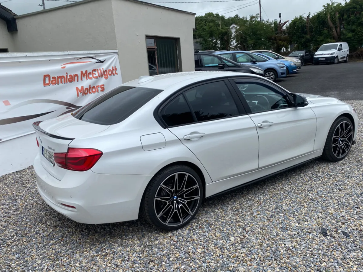 2017 BMW 3-Series M-Performance - Image 6