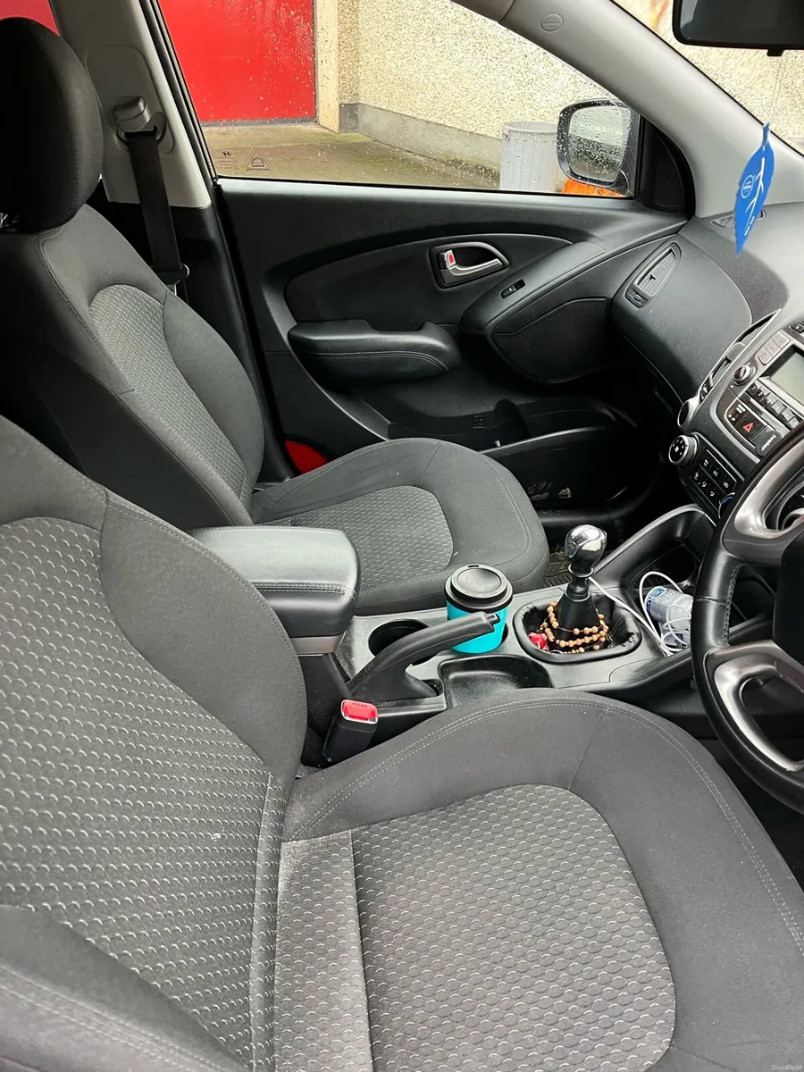 Hyundai ix35 - Image 6
