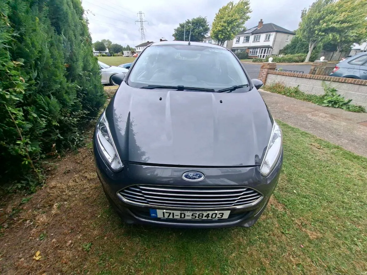 Ford Fiesta 1.0 Zetec Eco Boost 100P Black - Image 1