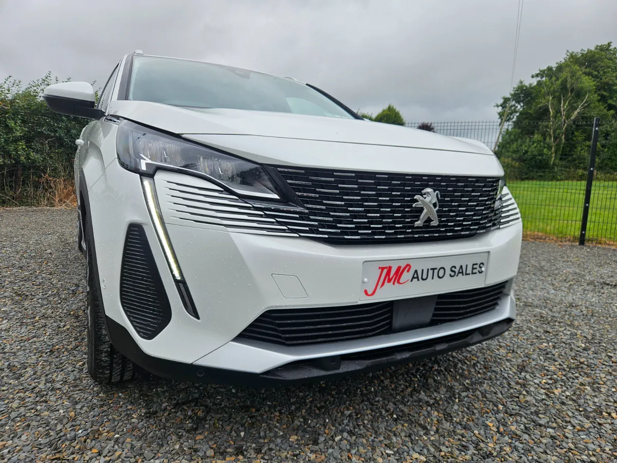 Peugeot 5008 2021 - Image 2