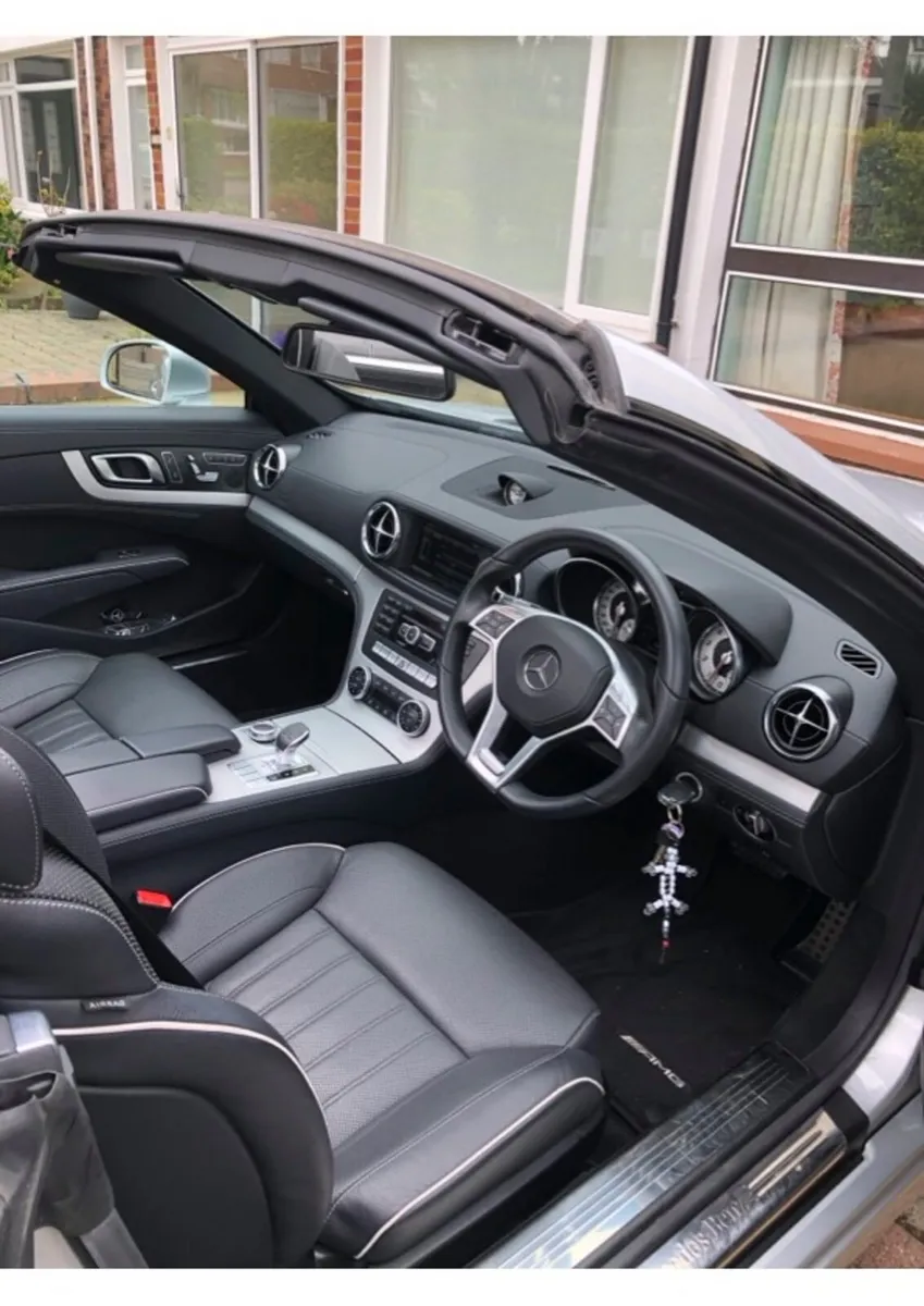 Mercedes-Benz SL-Class 350 AMG SPORT - Image 3