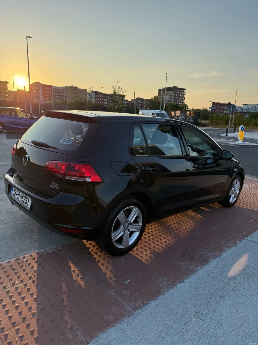 Volkswagen Golf 1.6TDI low mileage only 84000km - Image 6
