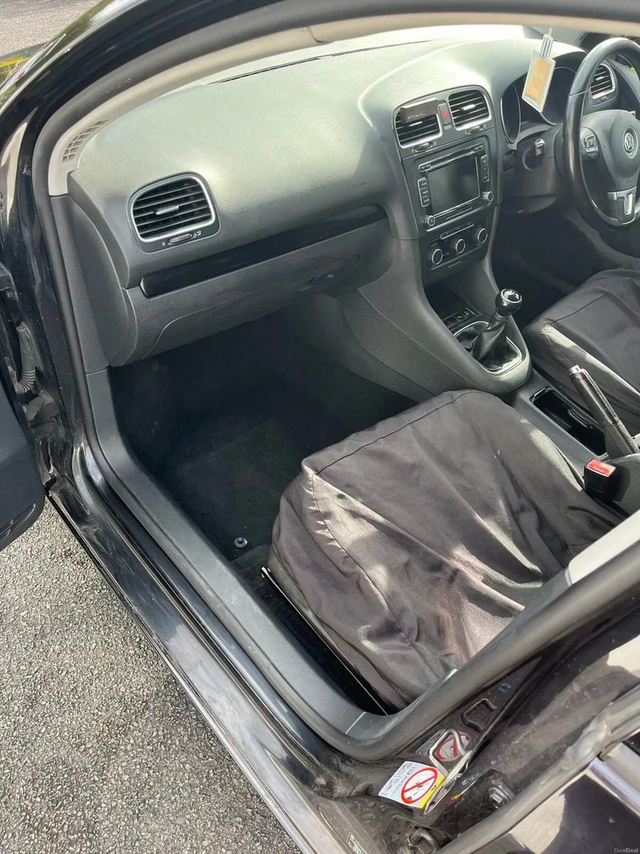 Volkswagen Golf - Image 6