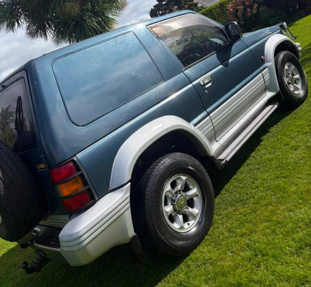 Mitsubishi Pajero 1993 - Image 2