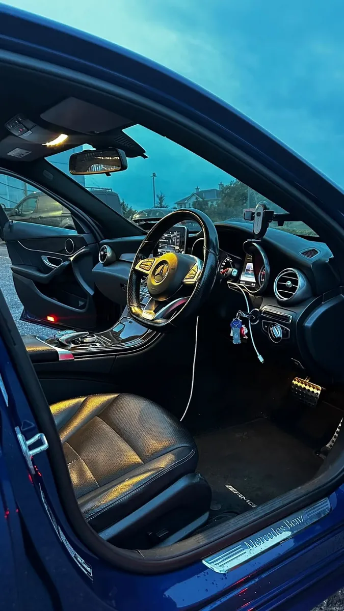Mercedes-Benz C-Class 2016 - Image 6