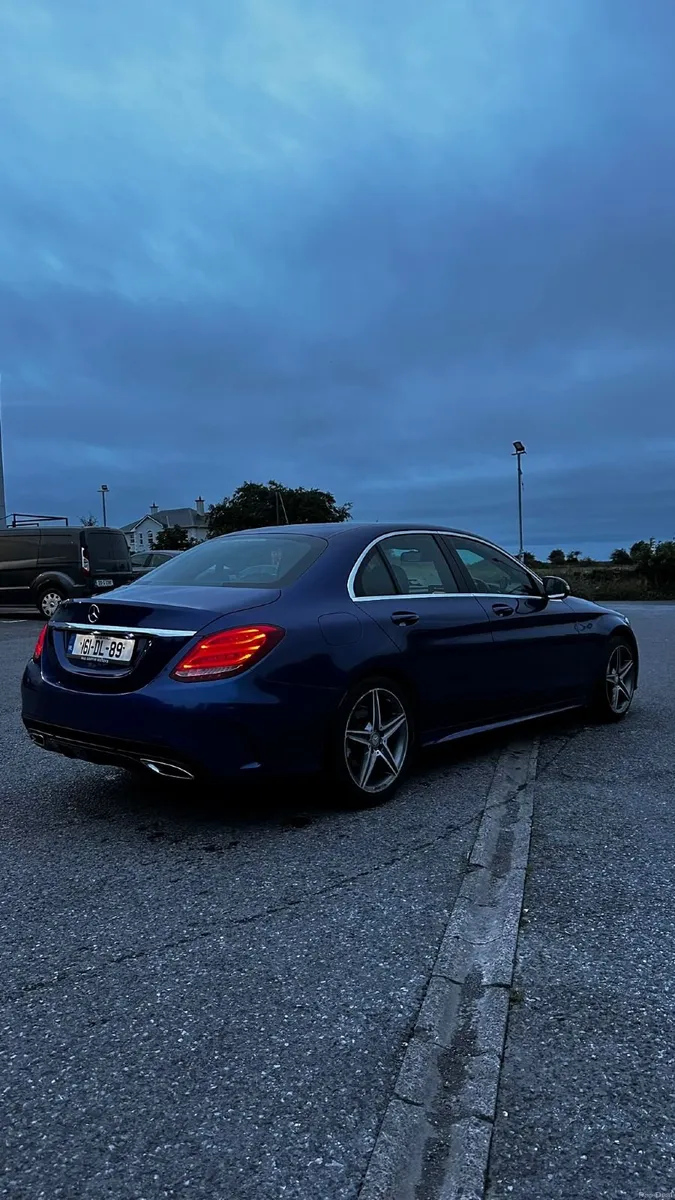 Mercedes-Benz C-Class 2016 - Image 4