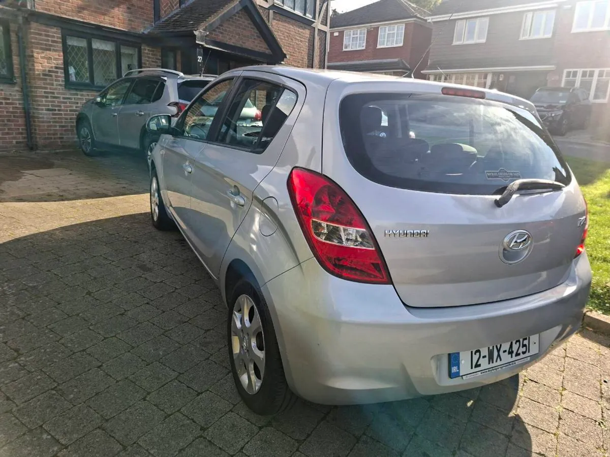 HYUNDAI i20 1.2 PETROL 2012 VERY CLEAN CAR - Image 5