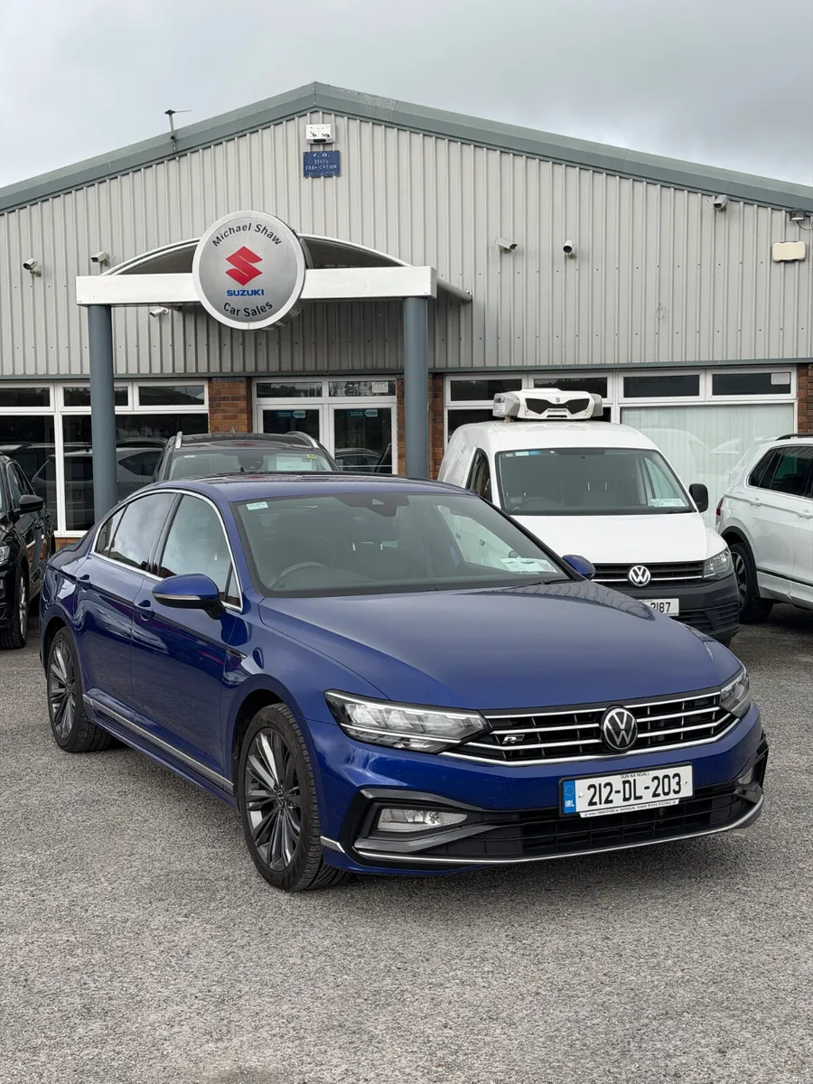 212 Volkswagen Passat 2.0 TDI 150HP R LINE - Image 1