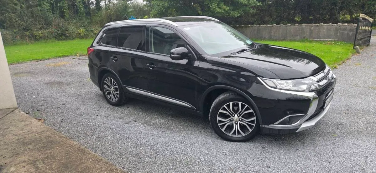 Mitsubishi outlander - Image 1