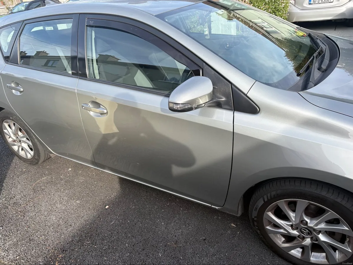 Toyota Auris 2016 - Image 6