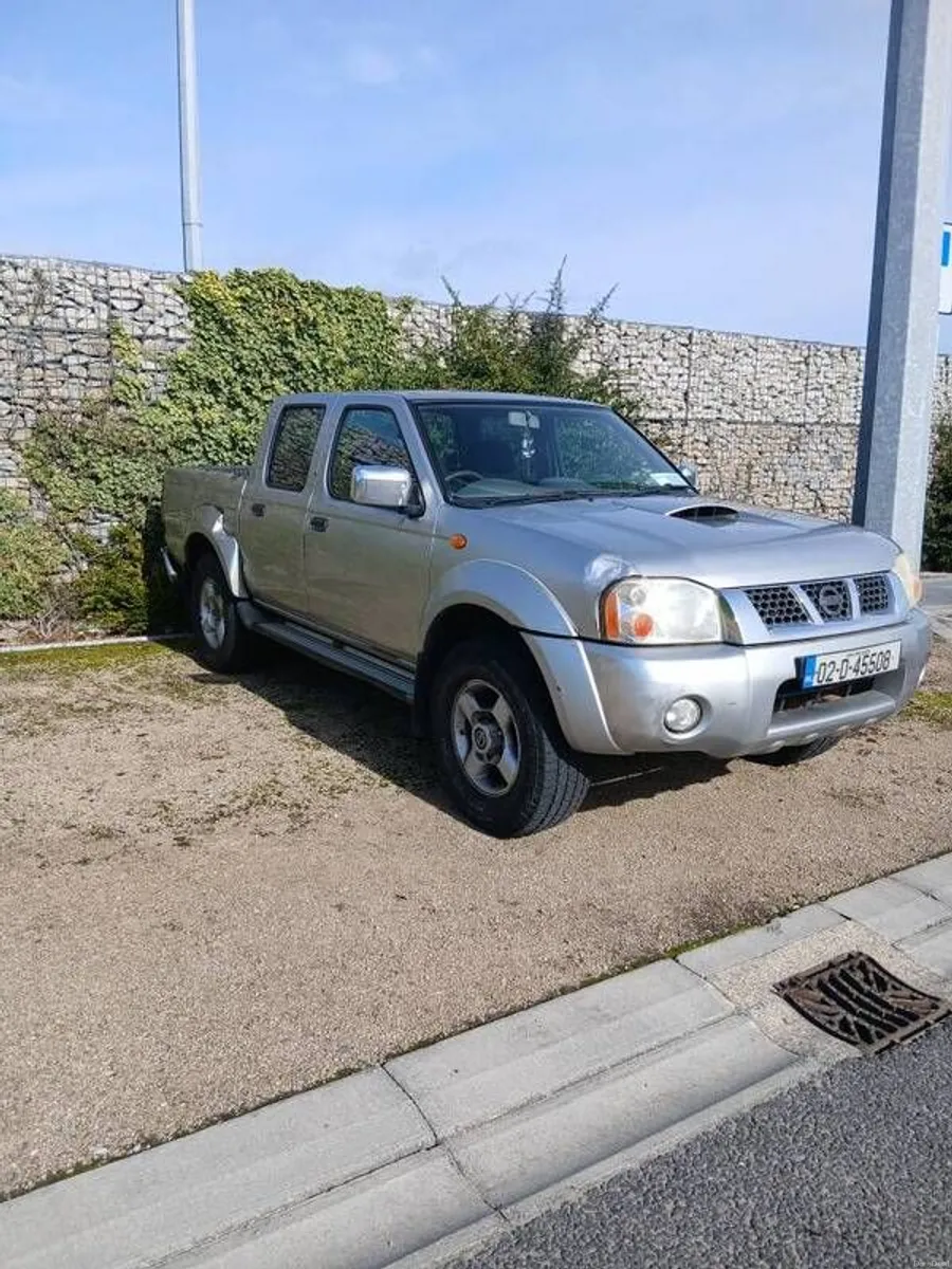 2002 Nissan Navara, driving perfect bad chassis, body rough - Image 2