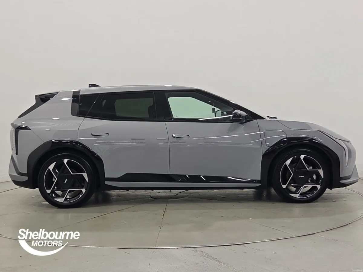 Kia EV4 150kW GT-Line 81kWh 5dr Auto - Image 3
