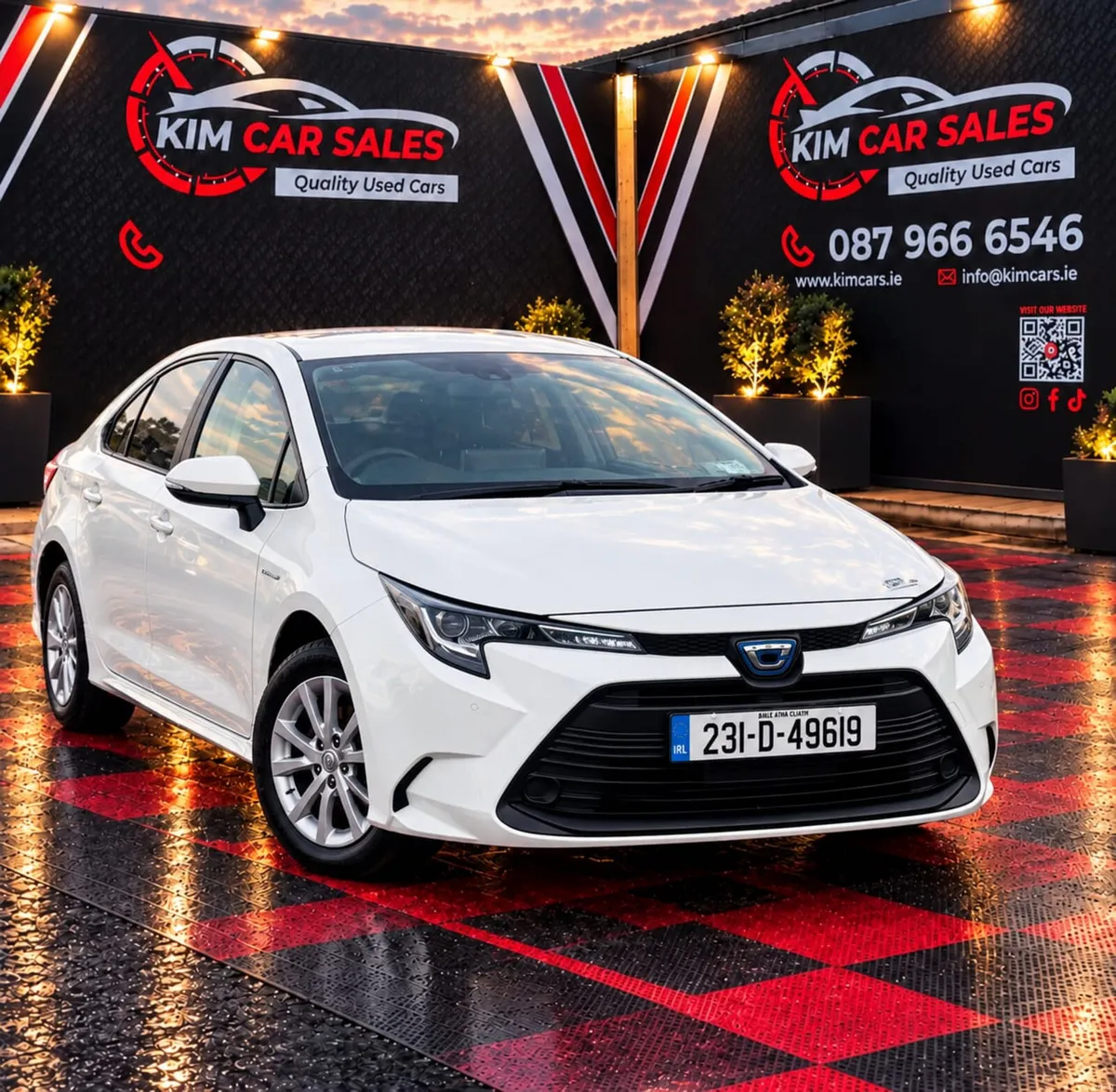 TOYOTA COROLLA TOURING LIKE NEW / NCT 10/28 - Image 1