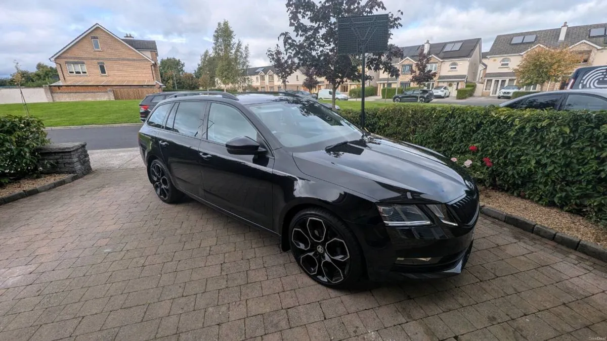 Skoda Octavia - Image 1