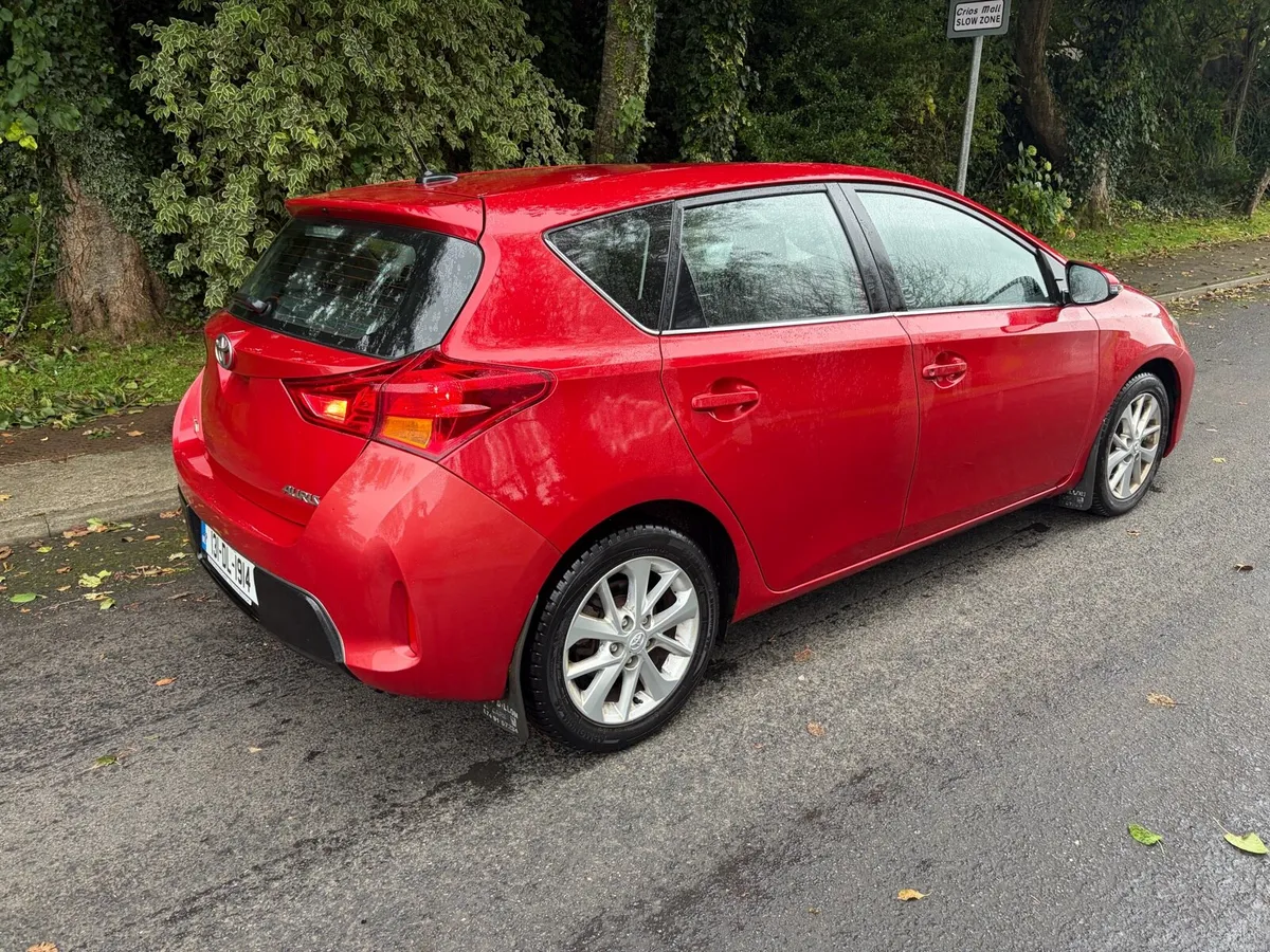 2013 Toyota Auris - Image 6