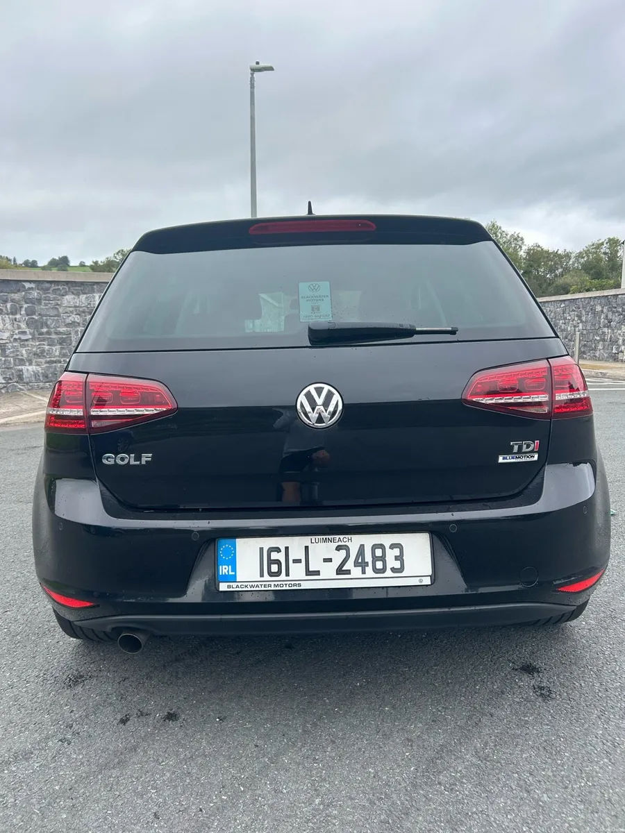 2016 Volkswagen Golf, 1.6 TDI, Bluemotion. - Image 4