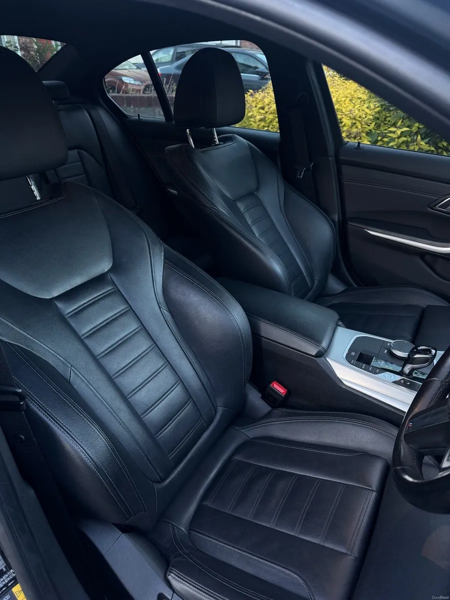 BMW 330e - Image 6