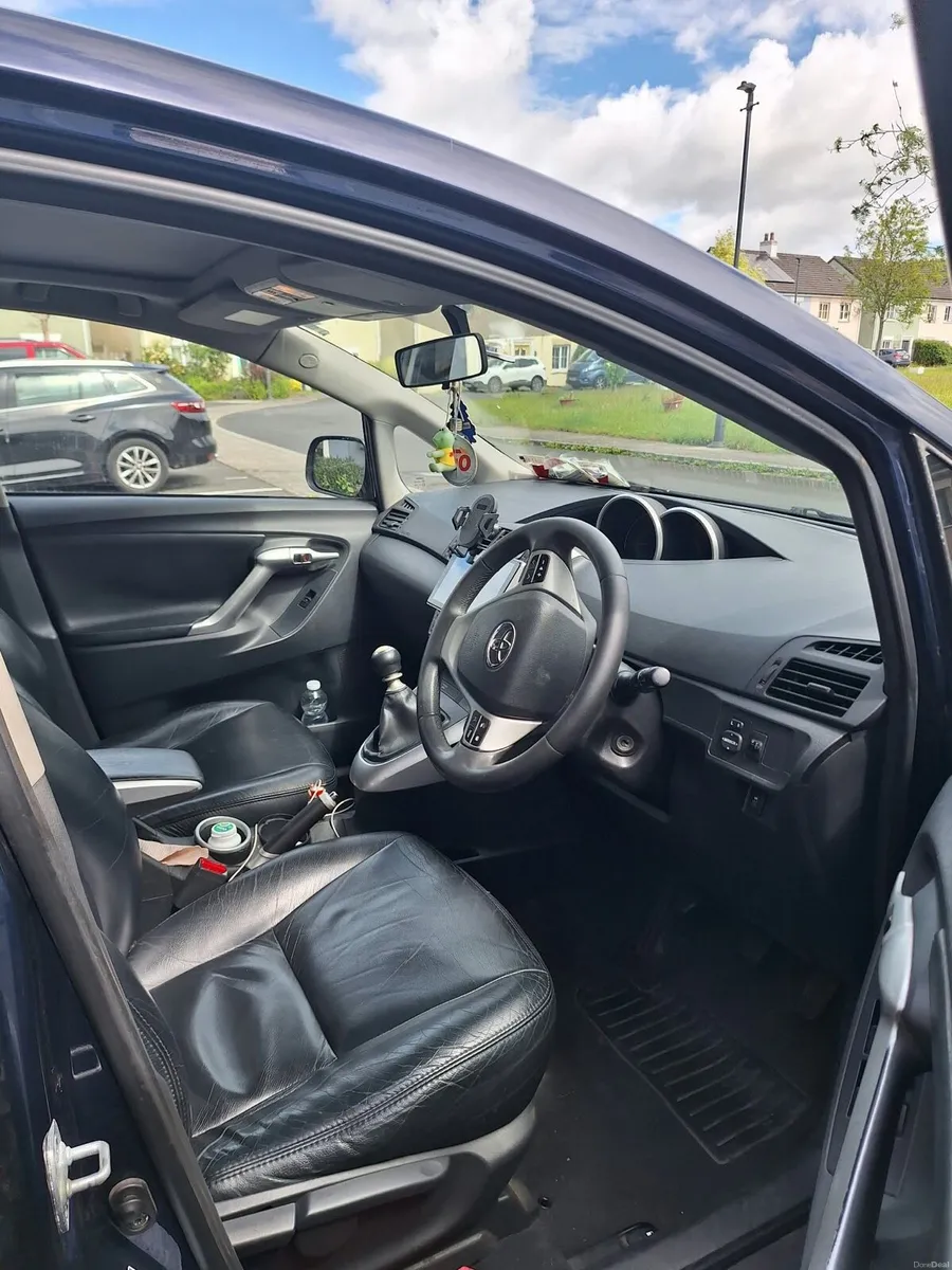 Toyota versa - Image 6