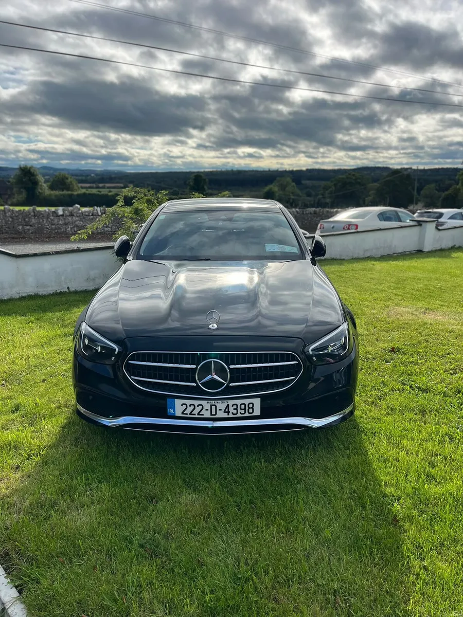 2022 Mercedes E220 Diesel - Image 1