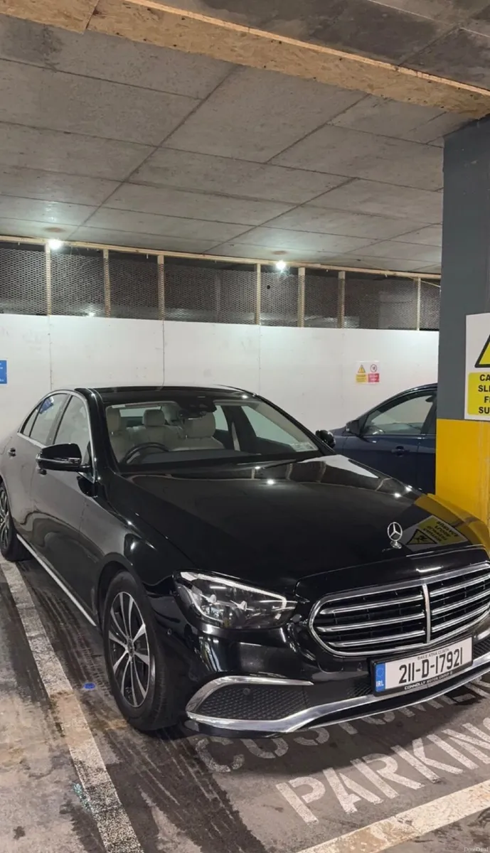 Mercedes-Benz E-Class 2021 - Image 2