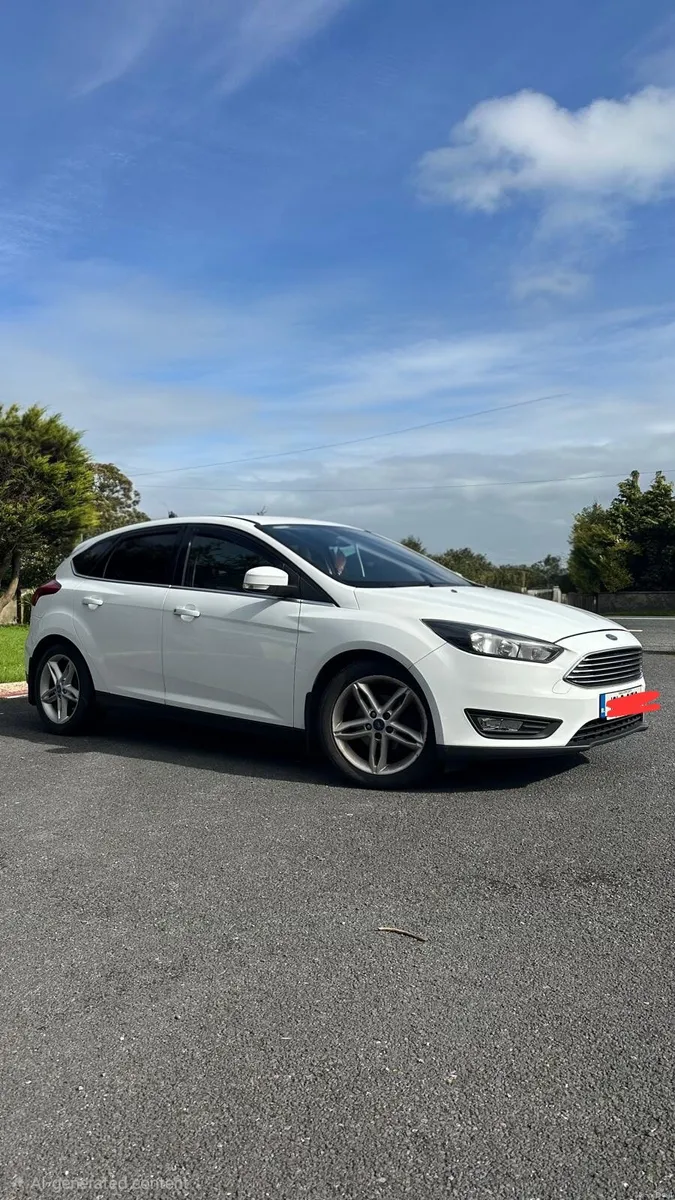 Ford Focus 2016 Zetec 125PS - Image 2