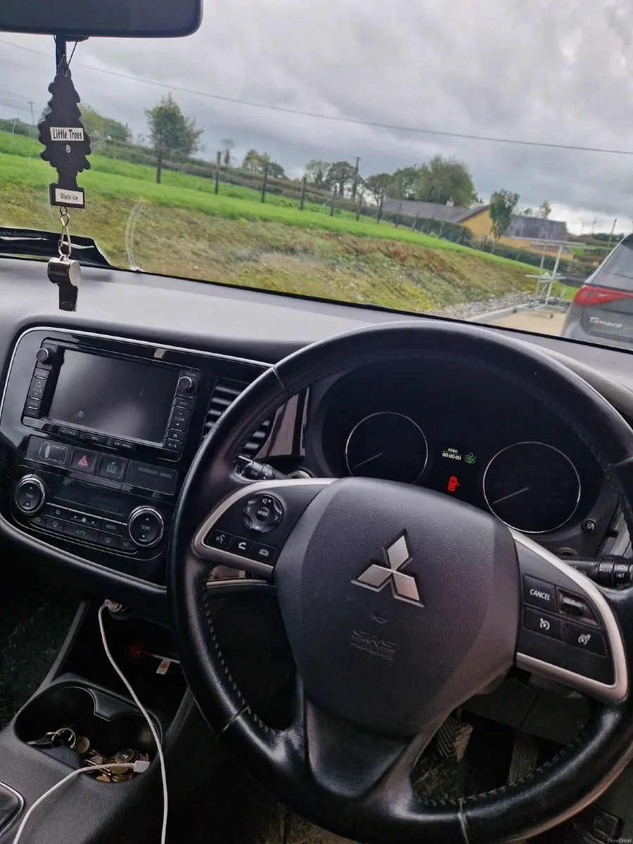 Mitsubishi Outlander 2014 - Image 6