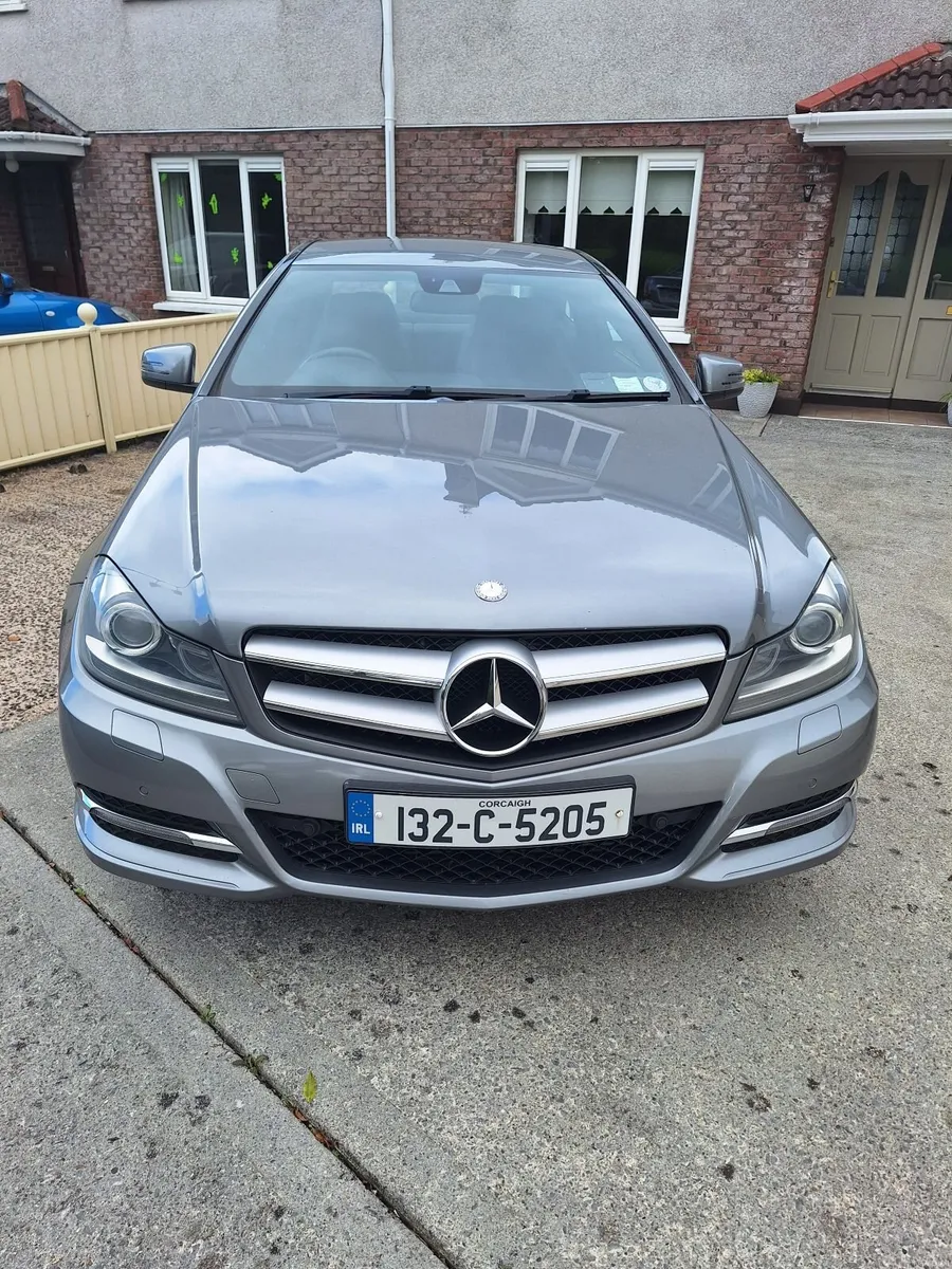 Mercedes-Benz C-Class 2013 - Image 2