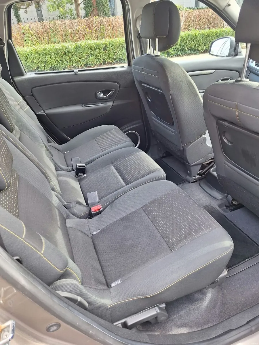 Renault Grand Scenic 2010 - Image 4