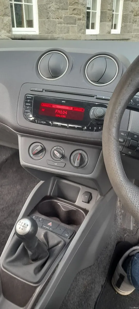 SEAT Ibiza 2011 - Image 6