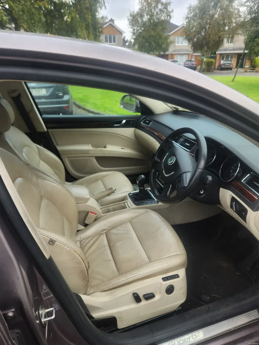 2012 Skoda Superb - Image 6